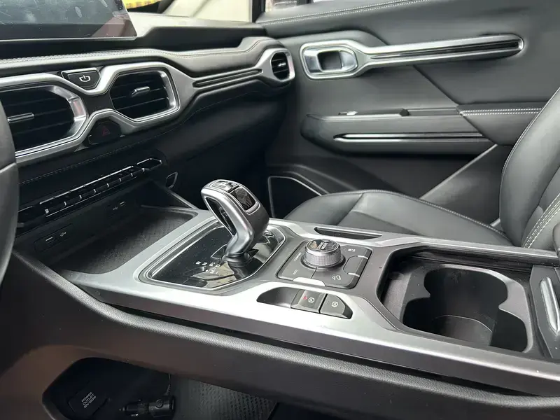 2020 Geely Okavango с пробегом 45 000 км