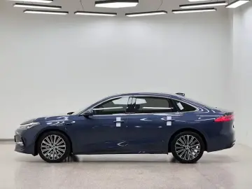 2025 Geely Galaxy A7 с пробегом 11 000 км