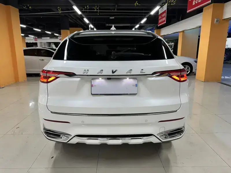 2021 Haval F7 с пробегом 65 000 км