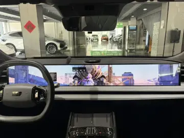 2025 Geely Galaxy E8 с пробегом 66 000 км