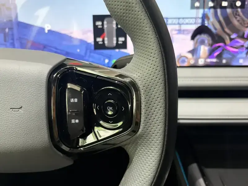 2025 Geely Galaxy E8 с пробегом 66 000 км
