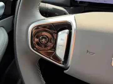 2025 Geely Galaxy A7 с пробегом 5 000 км