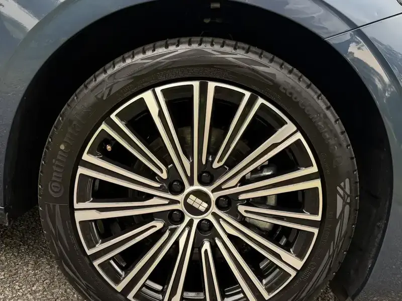 2025 Geely Galaxy A7 с пробегом 6 400 км