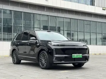 2025 Geely Galaxy M9 с пробегом 11 000 км