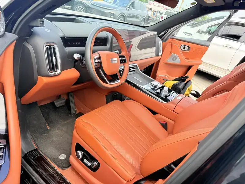 2025 Geely Galaxy M9 с пробегом 10 000 км