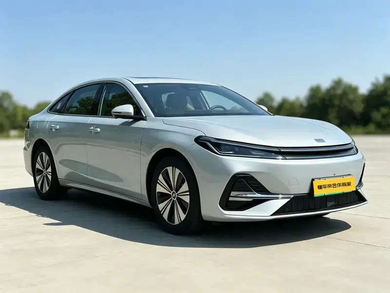 2026 Geely Galaxy A7 с пробегом 4 000 км