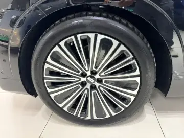 2025 Geely Galaxy M9 с пробегом 10 000 км