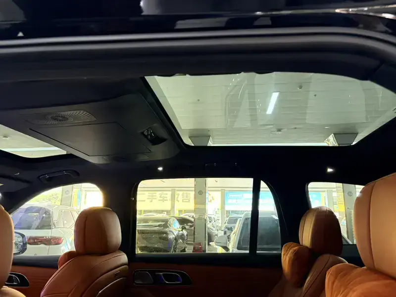 2025 Geely Galaxy M9 с пробегом 10 000 км