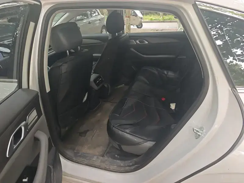 2025 Geely Galaxy A7 с пробегом 16 600 км