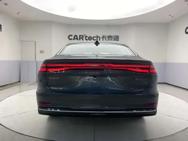 2025 Geely Galaxy A7 с пробегом 100 км