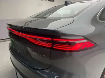 2025 Geely Galaxy A7 с пробегом 100 км