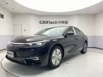 Geely Galaxy A7