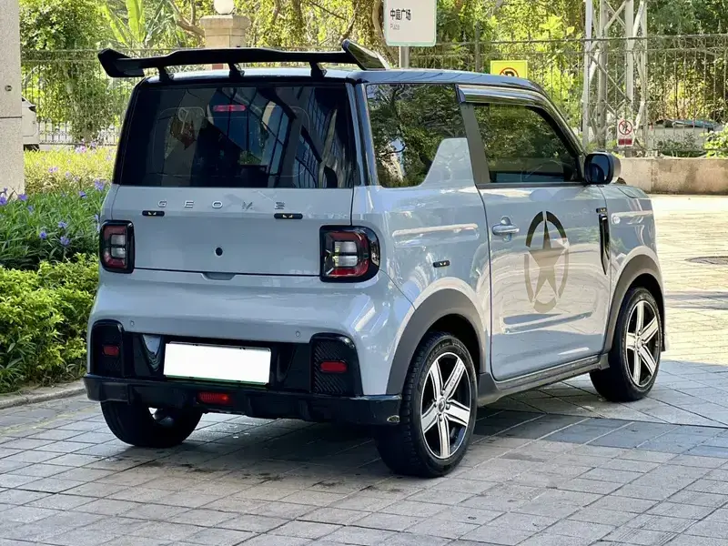 2025 Geely Panda с пробегом 37 000 км