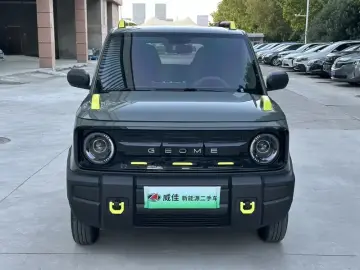 2025 Geely Panda с пробегом 4 800 км