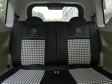 2025 Geely Panda с пробегом 4 800 км