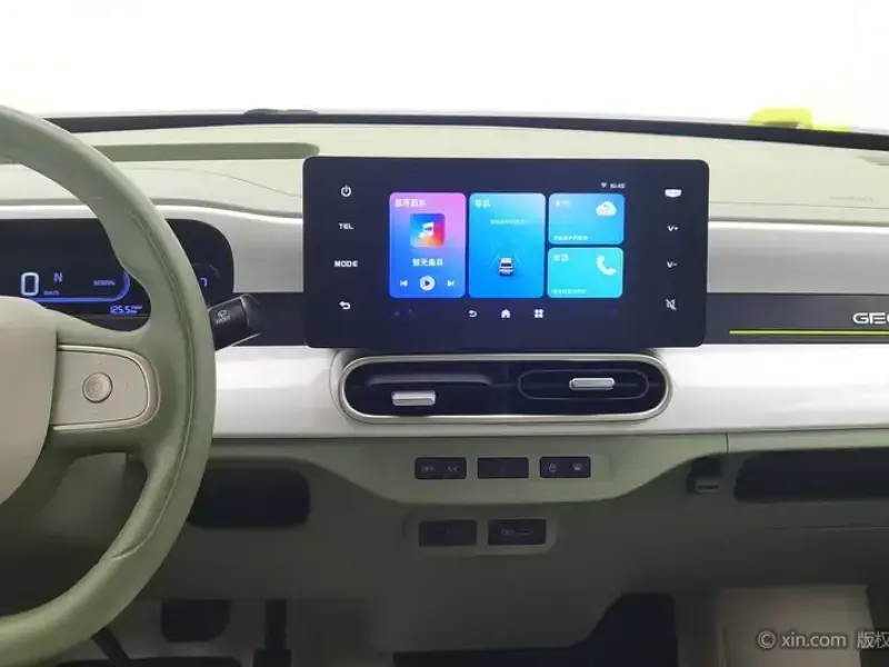 2025 Geely Panda с пробегом 10 100 км