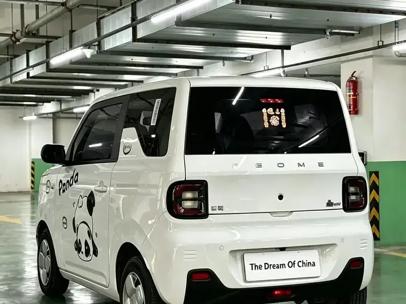 2023 Geely Panda с пробегом 30 000 км