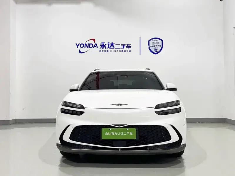 2023 Genesis GV60 с пробегом 60 200 км