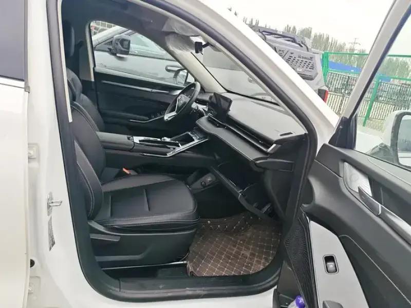 2024 Haval H6 с пробегом 6 000 км