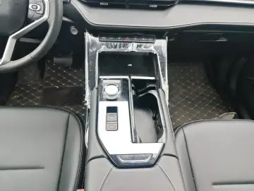 2024 Haval H6 с пробегом 6 000 км