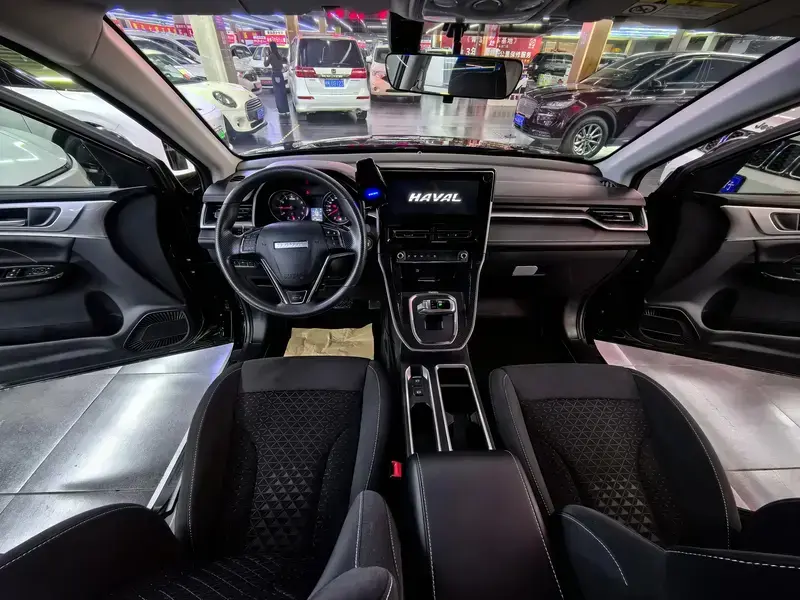 2023 Haval M6 с пробегом 28 000 км