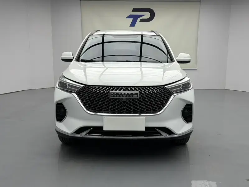 2023 Haval M6 с пробегом 16 000 км
