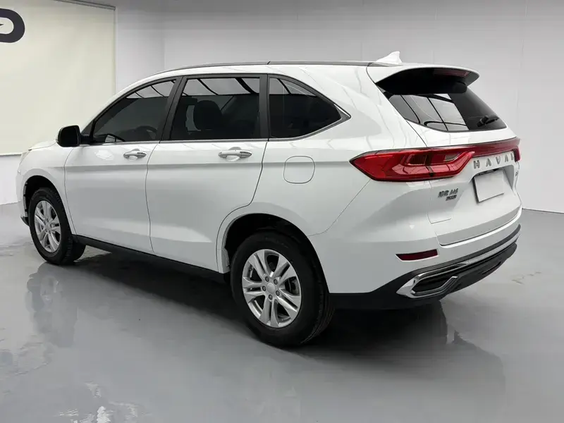 2023 Haval M6 с пробегом 16 000 км
