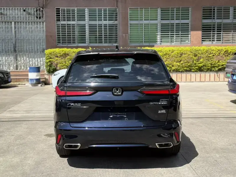 2023 Honda Breeze с пробегом 27 000 км