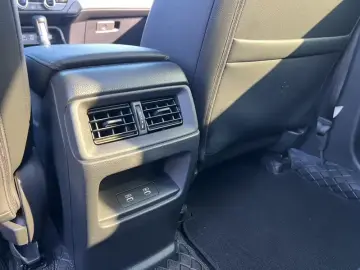 2023 Honda Breeze с пробегом 38 000 км