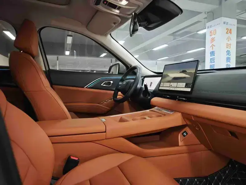 2025 Haval Xiaolong Max с пробегом 7 100 км