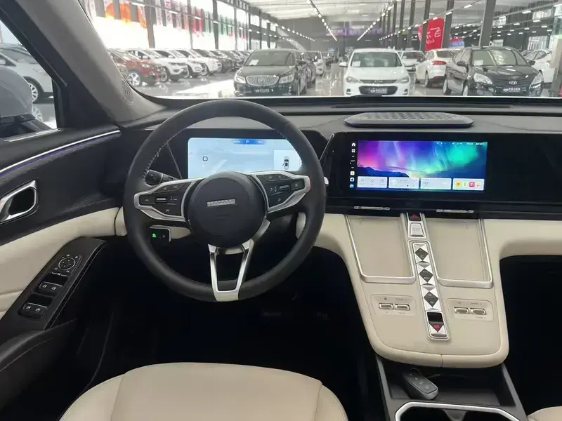 2023 Haval Xiaolong Max с пробегом 23 000 км