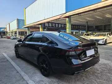 2025 Honda Accord с пробегом 33 000 км