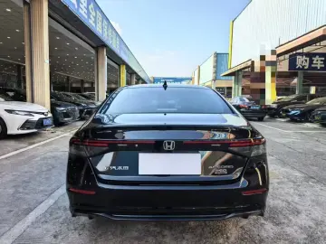 2025 Honda Accord с пробегом 33 000 км