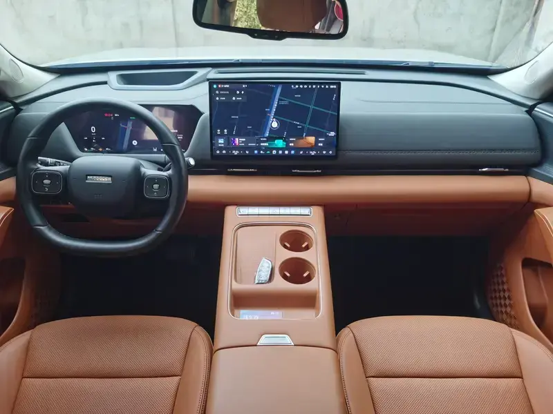 2025 Haval Xiaolong Max с пробегом 12 000 км