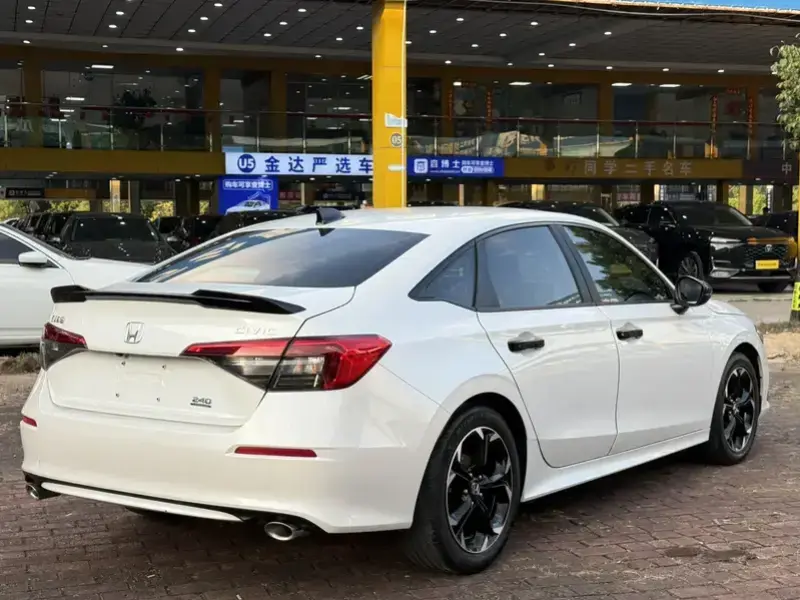 2022 Honda Civic с пробегом 52 000 км