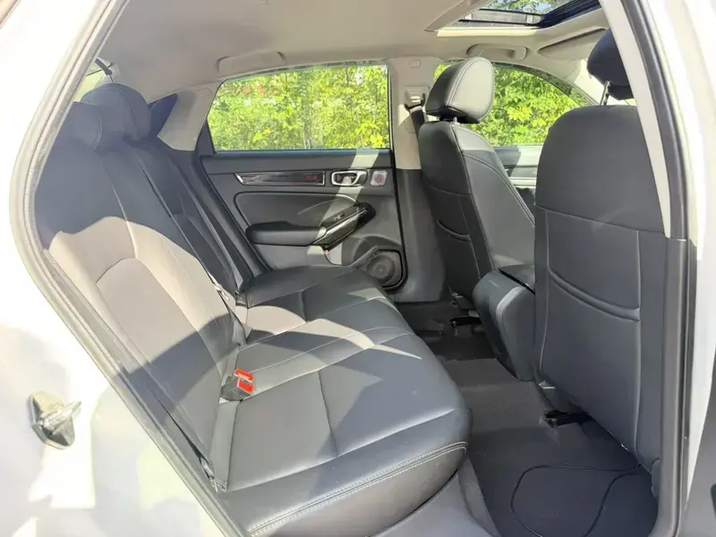 2023 Honda Civic с пробегом 45 000 км