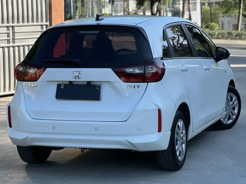 2021 Honda Fit с пробегом 41 000 км