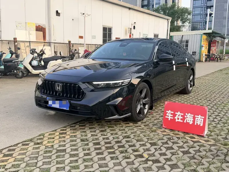 2025 Honda Inspire с пробегом 19 000 км