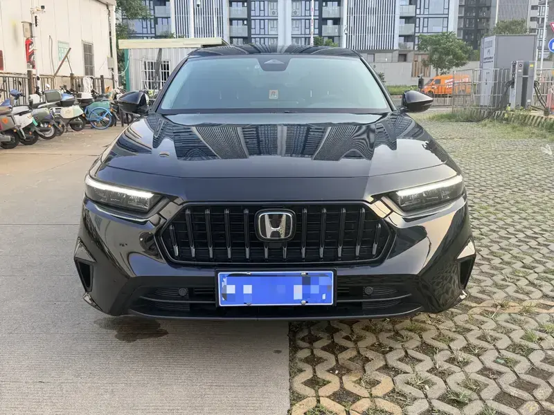 2025 Honda Inspire с пробегом 19 000 км