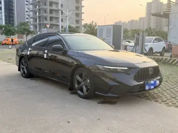 2025 Honda Inspire с пробегом 19 000 км