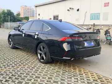 2025 Honda Inspire с пробегом 19 000 км