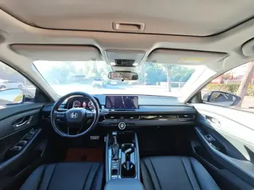 2023 Honda Inspire с пробегом 24 000 км