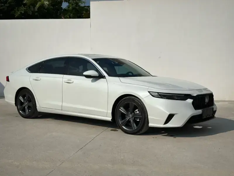 2024 Honda Inspire с пробегом 13 000 км