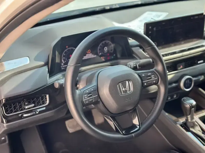 2024 Honda Inspire с пробегом 13 000 км