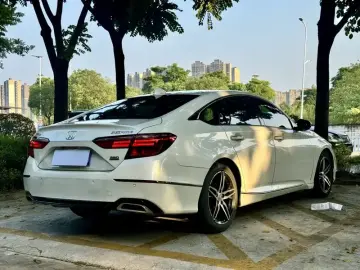 2022 Honda Inspire с пробегом 53 000 км