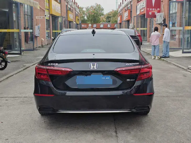 2022 Honda Inspire с пробегом 54 000 км