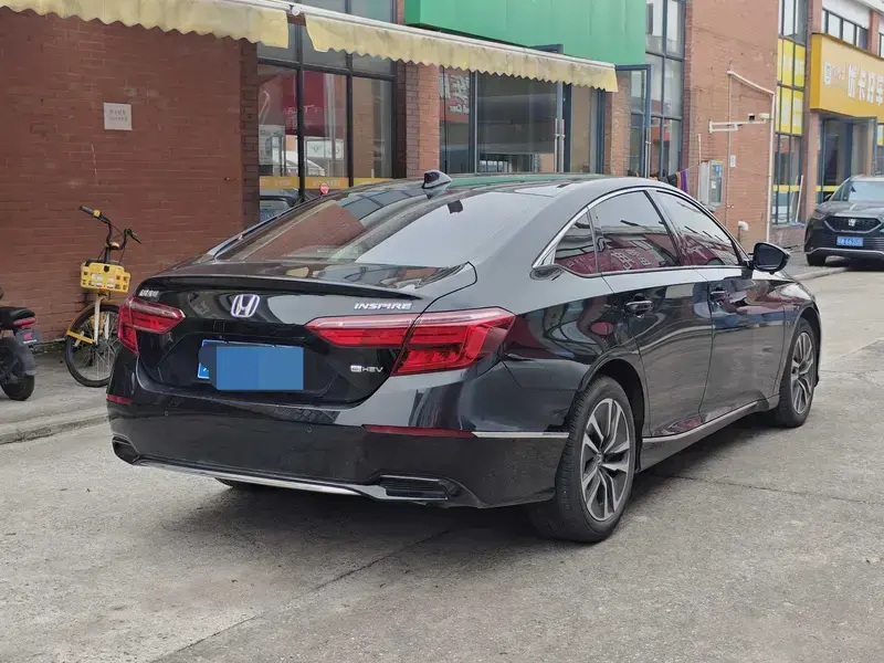 2022 Honda Inspire с пробегом 54 000 км