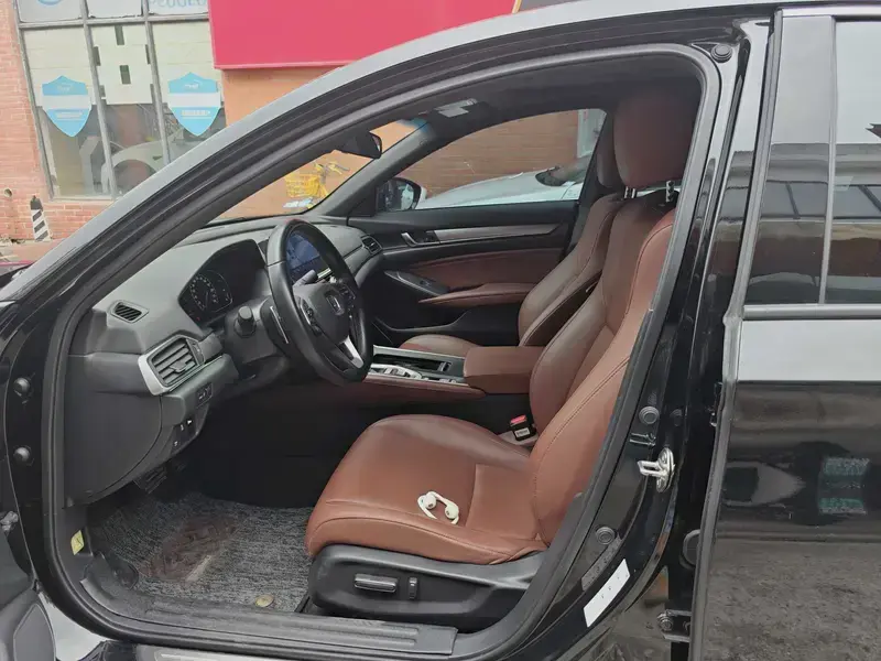2022 Honda Inspire с пробегом 54 000 км