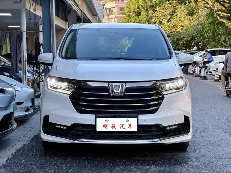 2024 Honda Odyssey с пробегом 30 000 км