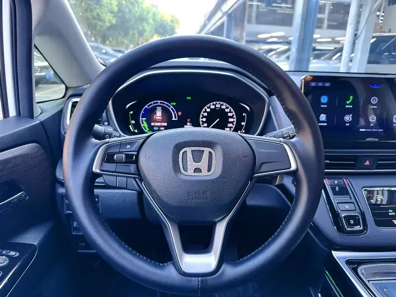 2024 Honda Odyssey с пробегом 30 000 км